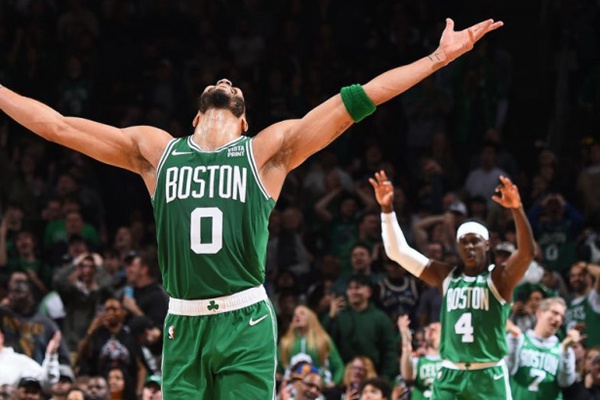 2024年NBA总决赛凯尔特人3-0领先独行侠 独行侠翻盘机会渺茫