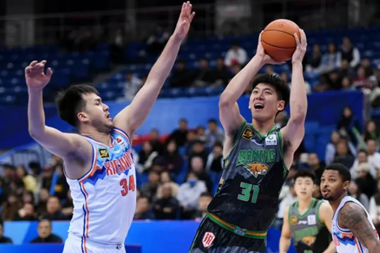 CBA俱乐部杯赛：新疆伊力特胜辽宁本钢