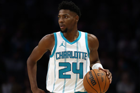 悲剧!NBA黄蜂队布兰登·米勒腕部韧带撕裂赛季报销
