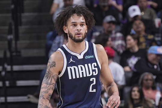 ESPN报道：德雷克·莱夫利脚伤预计会缺席2-3个月比赛