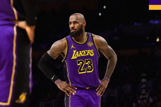 40岁詹姆斯成NBA历史最年长40+球员