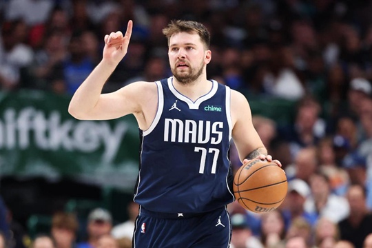 从交易截止日看NBA：生意至上，忠诚成奢