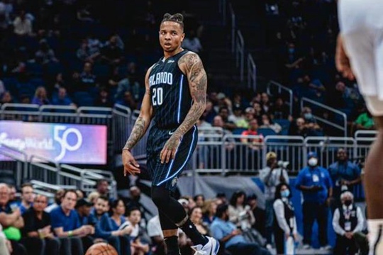 前NBA状元富尔茨签约国王至本赛季结束