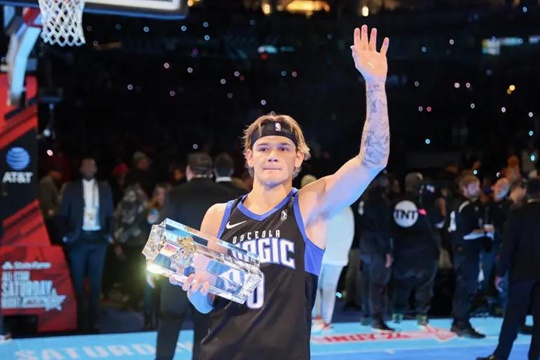 怎么增加NBA全明星扣篮大赛的精彩程度?奥尼尔表示来辆劳斯莱斯幻影