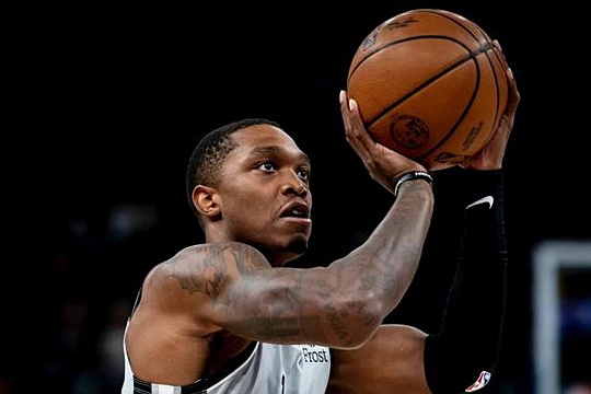朗尼·沃克与NBA76人队达成两年合约