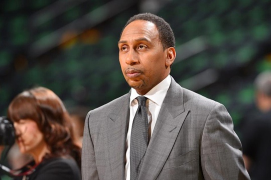 A-史密斯：不认为国际球员可以成为NBA的门面