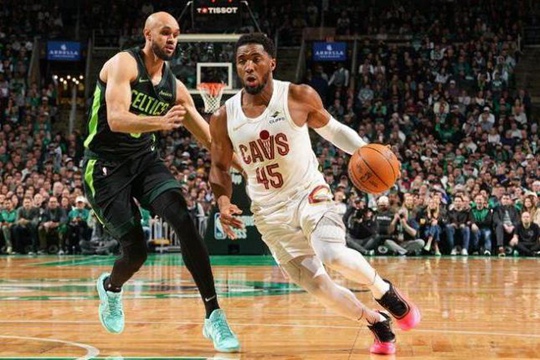 NBA25年2月最佳防守球员：骑士队的莫布利和开拓者队的卡马拉当选