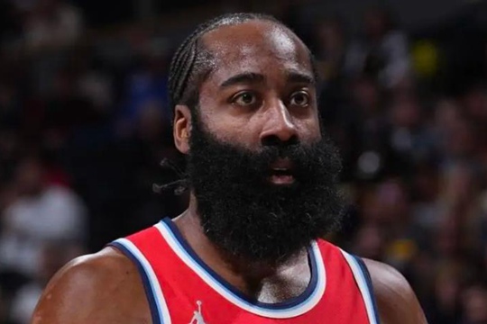 哈登常规赛24次单场50+，NBA历史第四