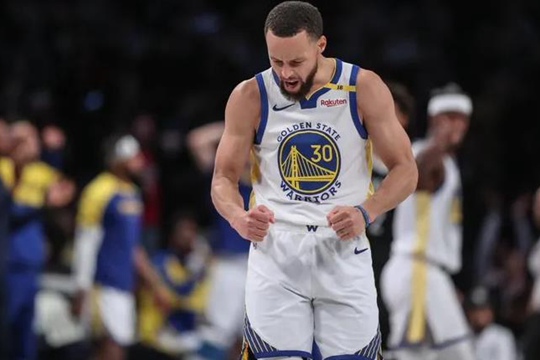 追梦：NBA很幸运能拥有库里，他常把客场变主场