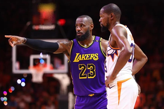 盘点NBA历史上所有至少拥有一名拥有15年以上NBA经验球员的赛季