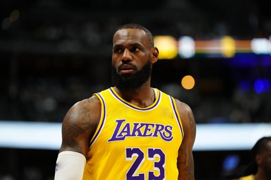 HoopsHype榜单：史上最伟大的20位NBA球员