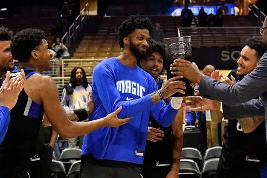 奥西欧拉魔术队与斯托克顿国王队会师NBA G联赛总决赛