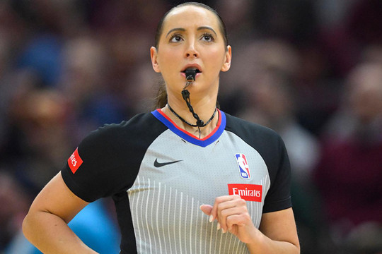 ​东契奇驱逐者落选！NBA季后赛裁判名单藏玄机，名哨福斯特领衔背后有深意