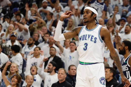 The Athletic网站的NBA专家复盘季后赛首日