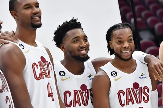 NBA骑士队近期(5月12日)相关消息汇总：米切尔、阿特金森、斯特鲁斯