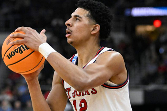 RJ·路易斯决定继续参加NBA选秀